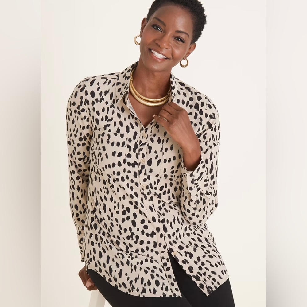 Chicos Silky Soft Dotted Cheetah Print Half Placket Button Down Shirt Sz1